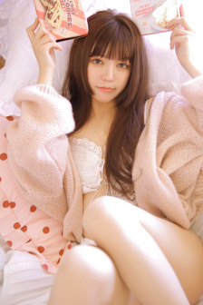 年轻的女教师2在线