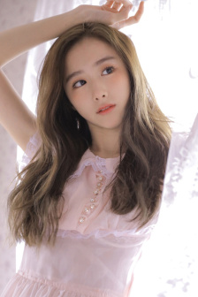美女直播间全身上下免费看